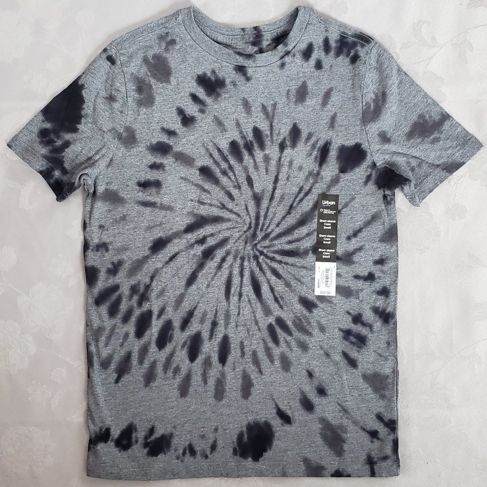 Tie Dye T-Shirt • Boys Size Small • Urban Pipeline